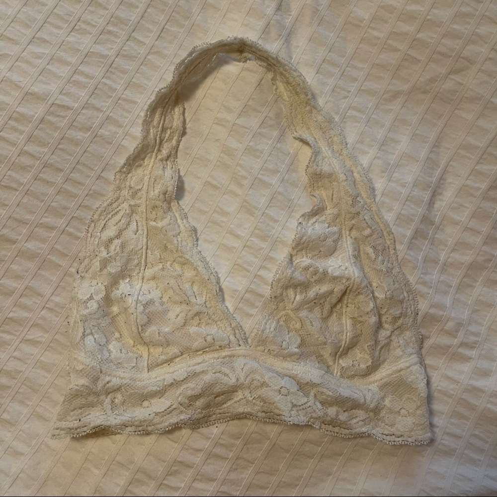 Cream lace Urban Outfitters bralette
